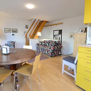 House With Courtyard & Parking Close To Stadtpark Ferienhaus Wien
